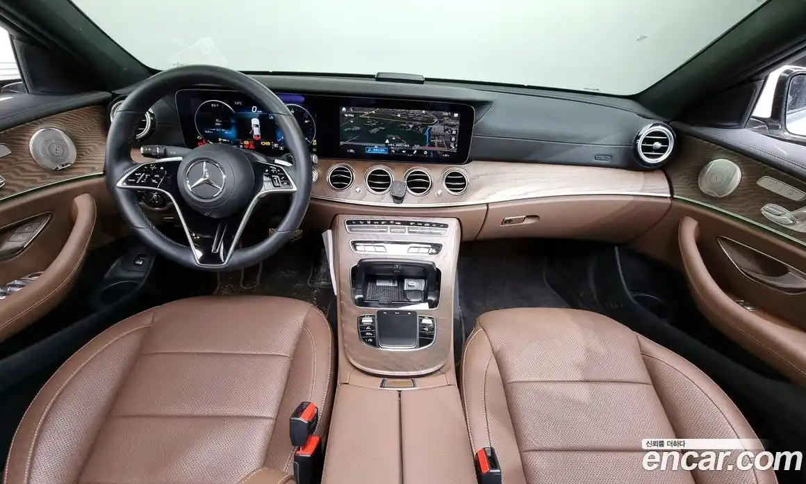 Mercedes-Benz E-Class 2023 1.9 Автомат в Москве № 175479, фото 17