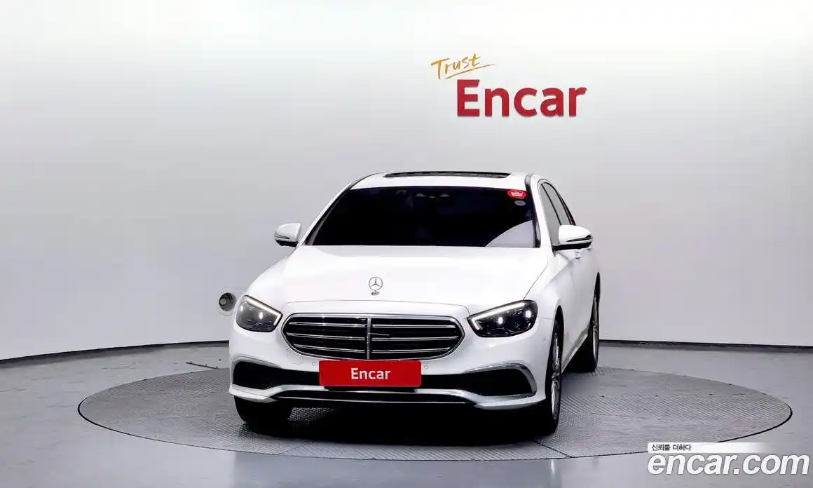 Mercedes-Benz E-Class 2023 1.9 Автомат в Москве № 175479, фото 7