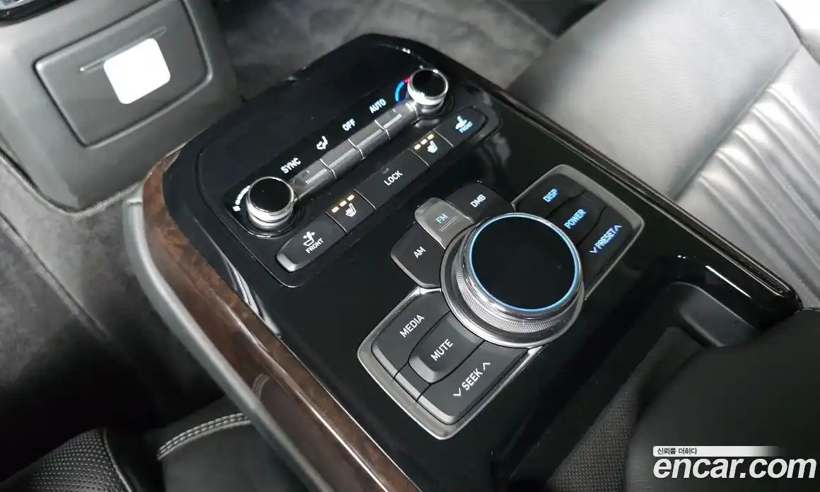 Genesis EQ900 2016 3.8 Автомат в Москве № 177556, фото 8