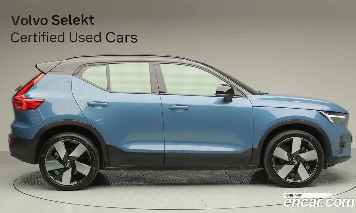 Volvo XC40 2024 0.2 Автомат в Москве № 177700, фото 3