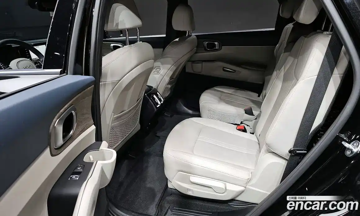 Kia Sorento 2022 1.6 Автомат в Москве № 17927, фото 12