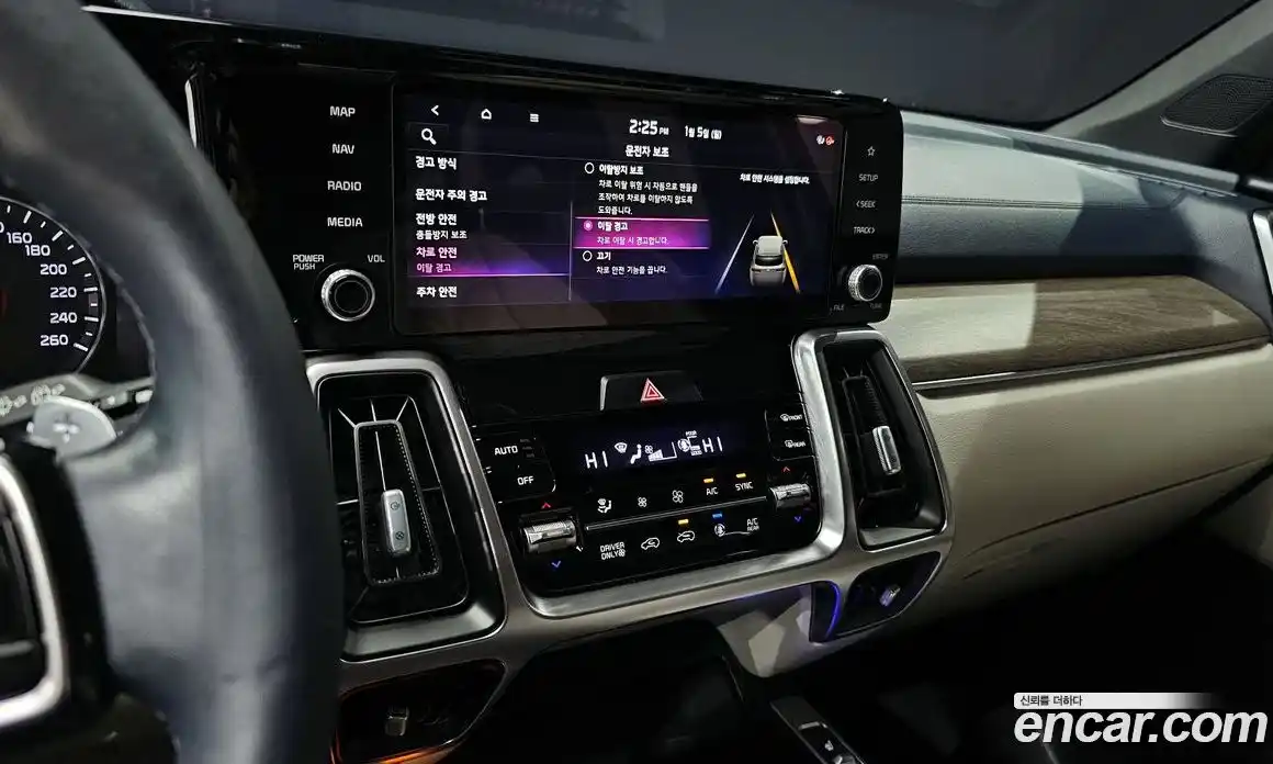 Kia Sorento 2022 1.6 Автомат в Москве № 17927, фото 14