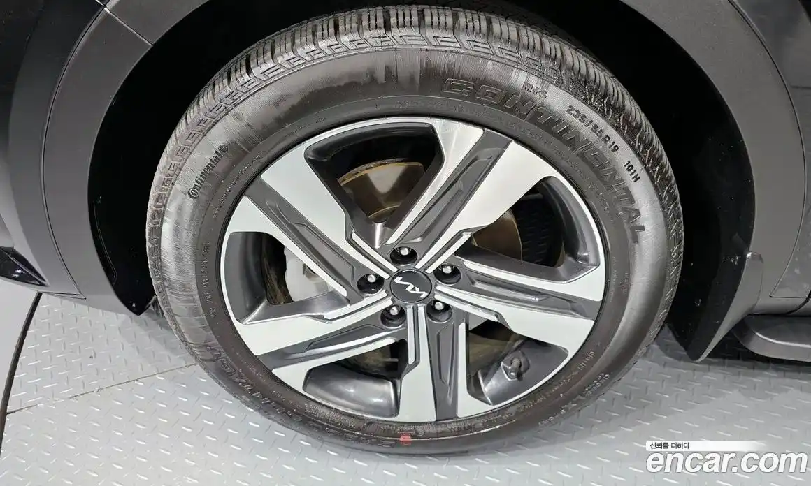 Kia Sorento 2022 1.6 Автомат в Москве № 17927, фото 5