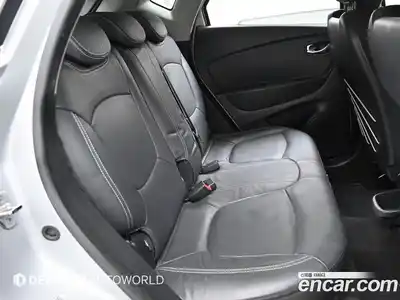 Renault QM3 2015 1.5 Автомат в Москве № 186343, миниатюра 12