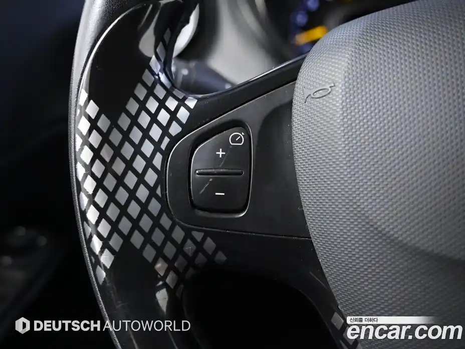 Renault QM3 2015 1.5 Автомат в Москве № 186343, фото 16