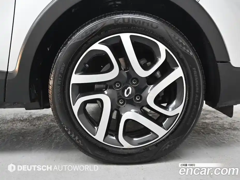 Renault QM3 2015 1.5 Автомат в Москве № 186343, фото 5