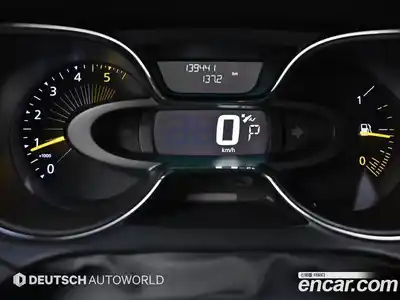 Renault QM3 2015 1.5 Автомат в Москве № 186343, миниатюра 8