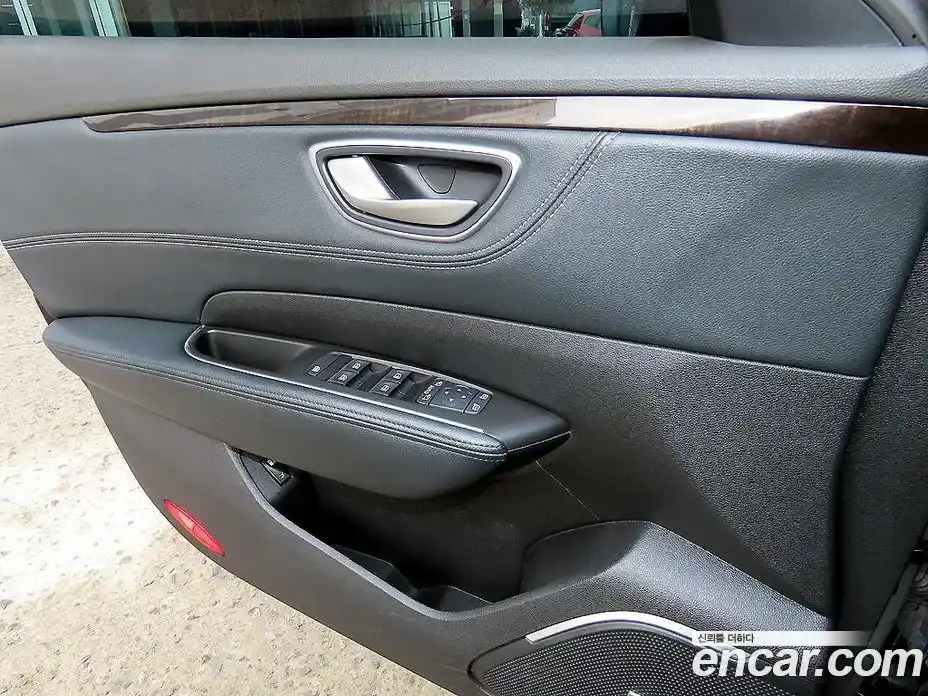 Renault SM6 2016 1.6 Автомат в Москве № 186436, фото 13