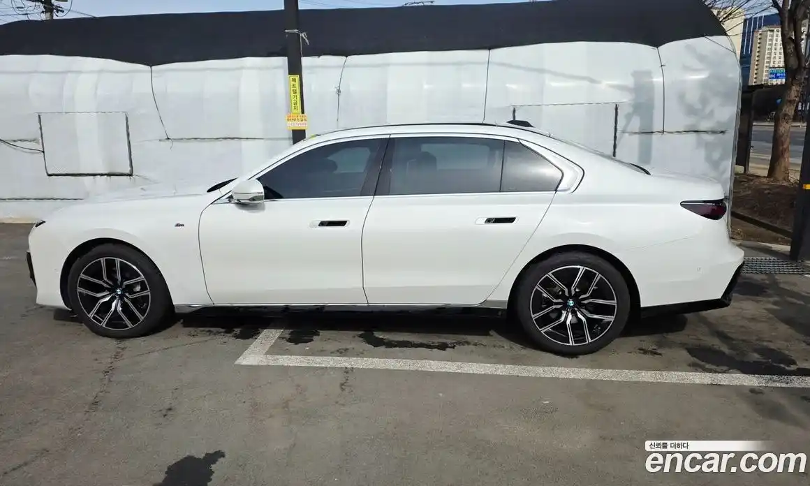 BMW 7-Series 2024 3.0 Автомат в Москве № 187577, фото 13