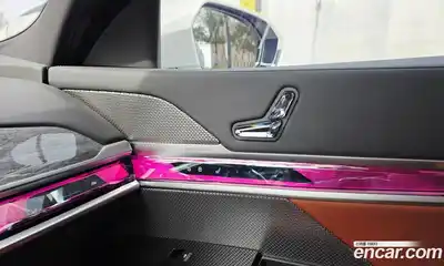 BMW 7-Series 2024 3.0 Автомат в Москве № 187577, миниатюра 4