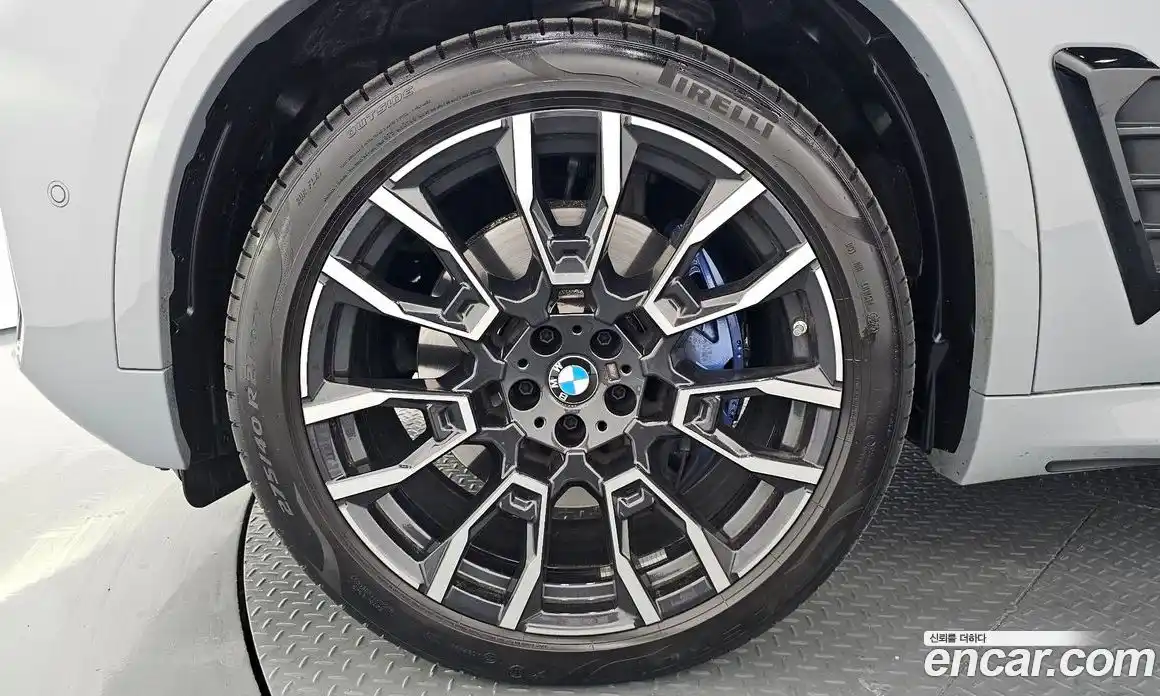 BMW X5 2025 3.0 Автомат в Москве № 188158, фото 4