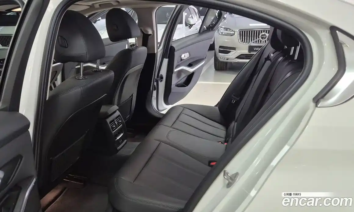 BMW 3-Series 2021 2.0 Автомат в Москве № 191667, фото 11