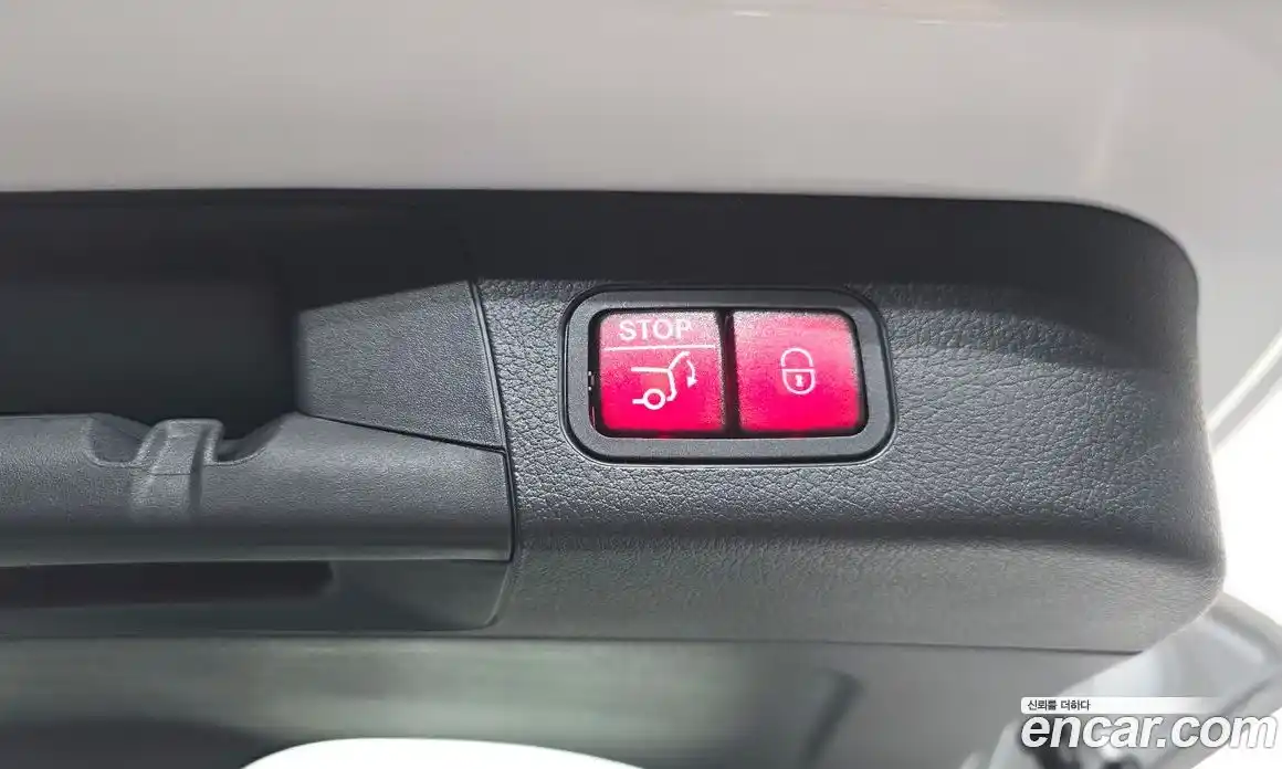 Mercedes-Benz GLB-Class 2025 2.0 Автомат в Москве № 193672, фото 12