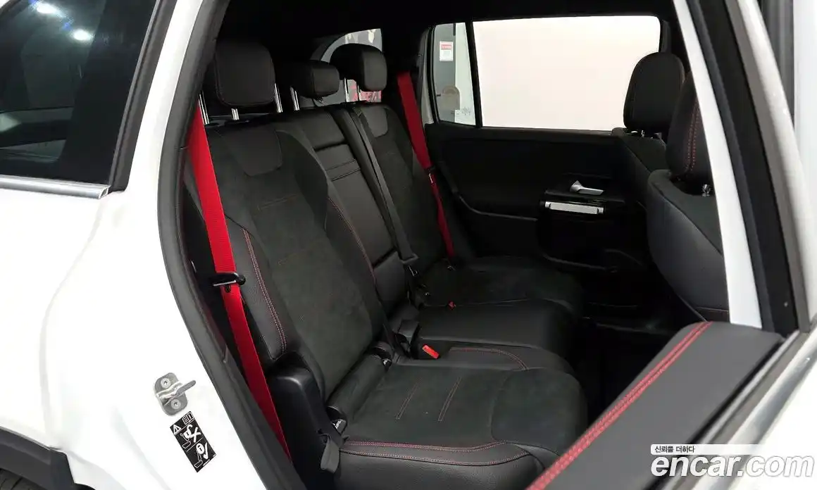 Mercedes-Benz GLB-Class 2025 2.0 Автомат в Москве № 193672, фото 18