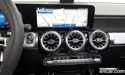 Mercedes-Benz GLB-Class 2025 2.0 Автомат в Москве № 193672, миниатюра 4