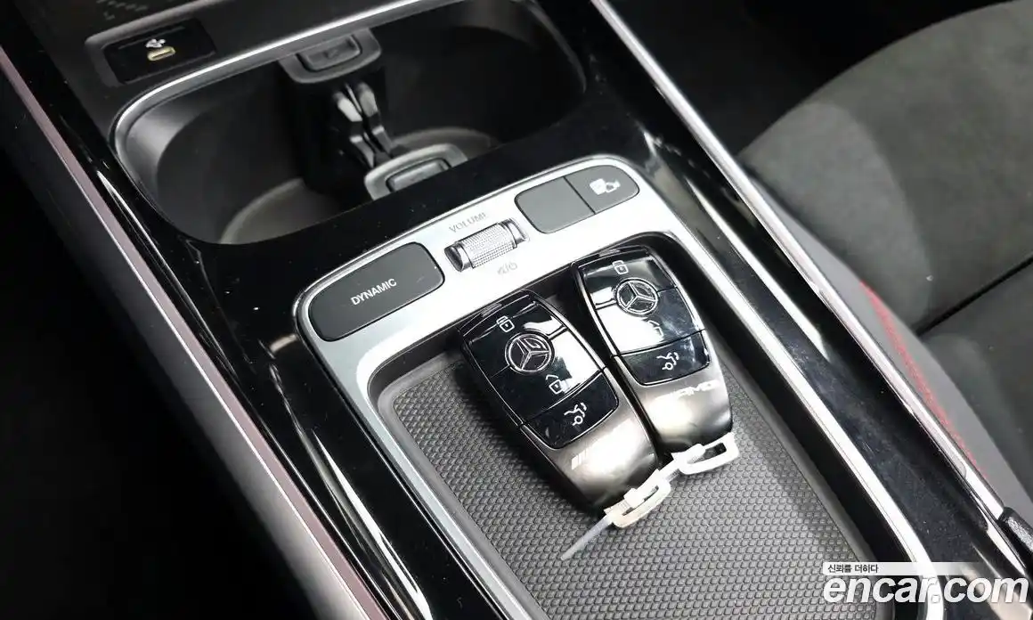 Mercedes-Benz GLB-Class 2025 2.0 Автомат в Москве № 193672, фото 7