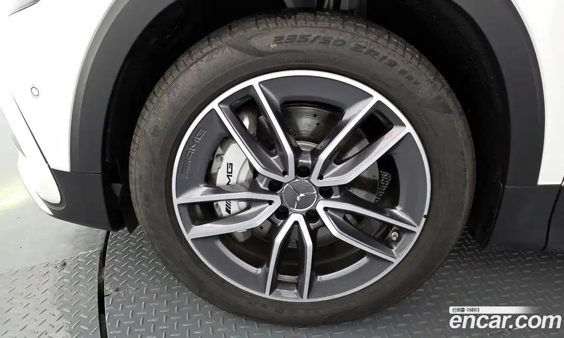 Mercedes-Benz GLB-Class 2025 2.0 Автомат в Москве № 193672, фото 8