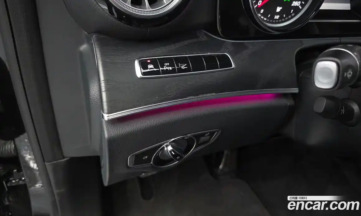 Mercedes-Benz E-Class 2019 1.9 Автомат в Москве № 194711, фото 12