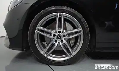 Mercedes-Benz E-Class 2019 1.9 Автомат в Москве № 194711, миниатюра 6