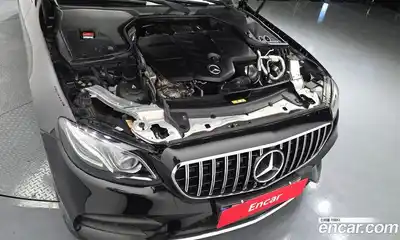 Mercedes-Benz E-Class 2019 1.9 Автомат в Москве № 194711, миниатюра 7