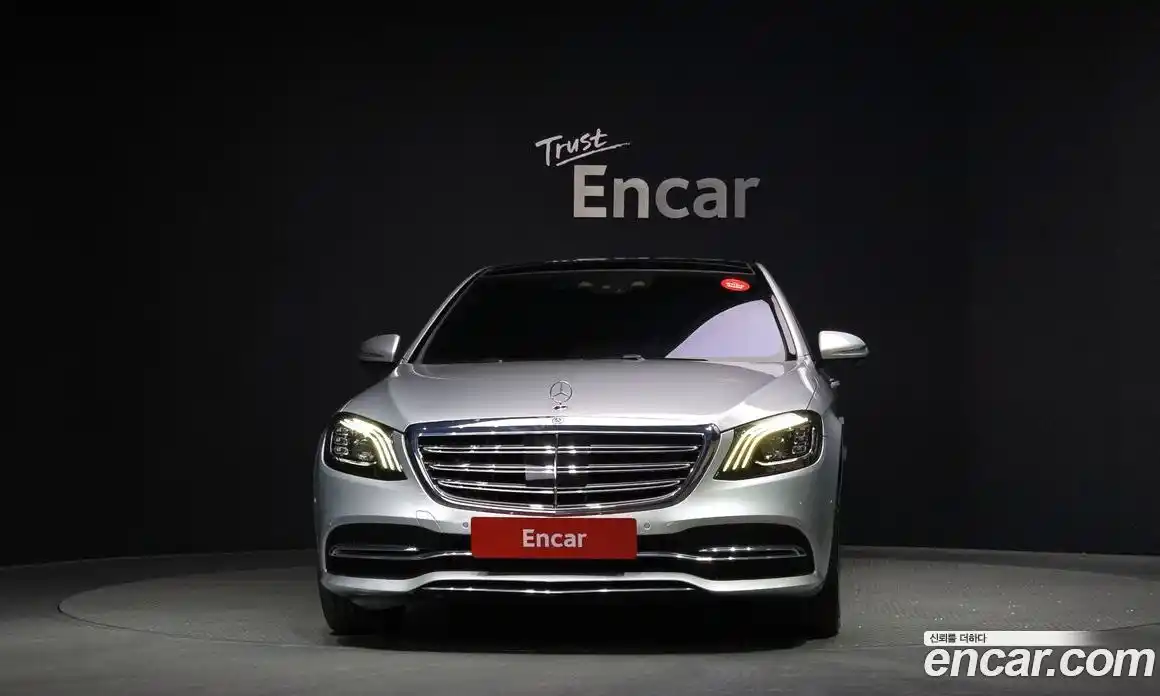 Mercedes-Benz S-Class 2018 4.0 Автомат в Москве № 194769, фото 15