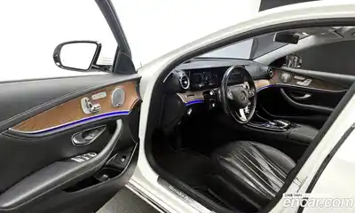 Mercedes-Benz E-Class 2018 2.0 Автомат в Москве № 195503, миниатюра 11
