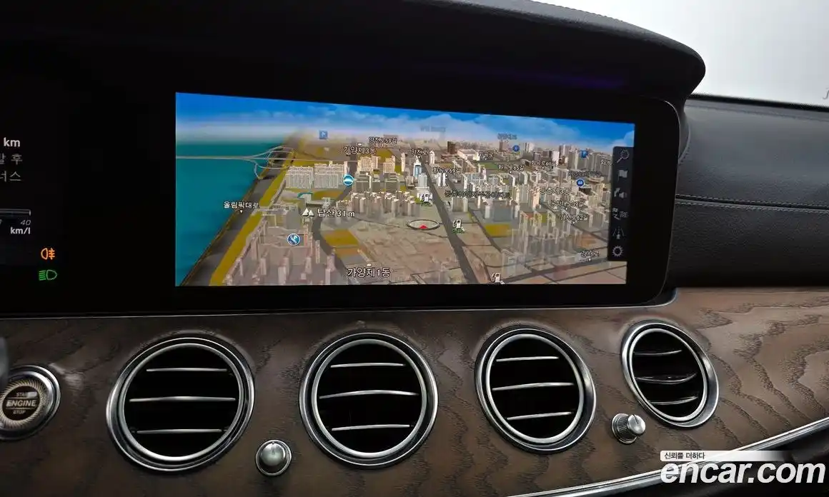 Mercedes-Benz E-Class 2018 2.0 Автомат в Москве № 195503, фото 14