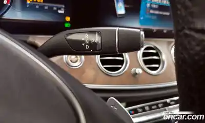 Mercedes-Benz E-Class 2018 2.0 Автомат в Москве № 195503, миниатюра 9