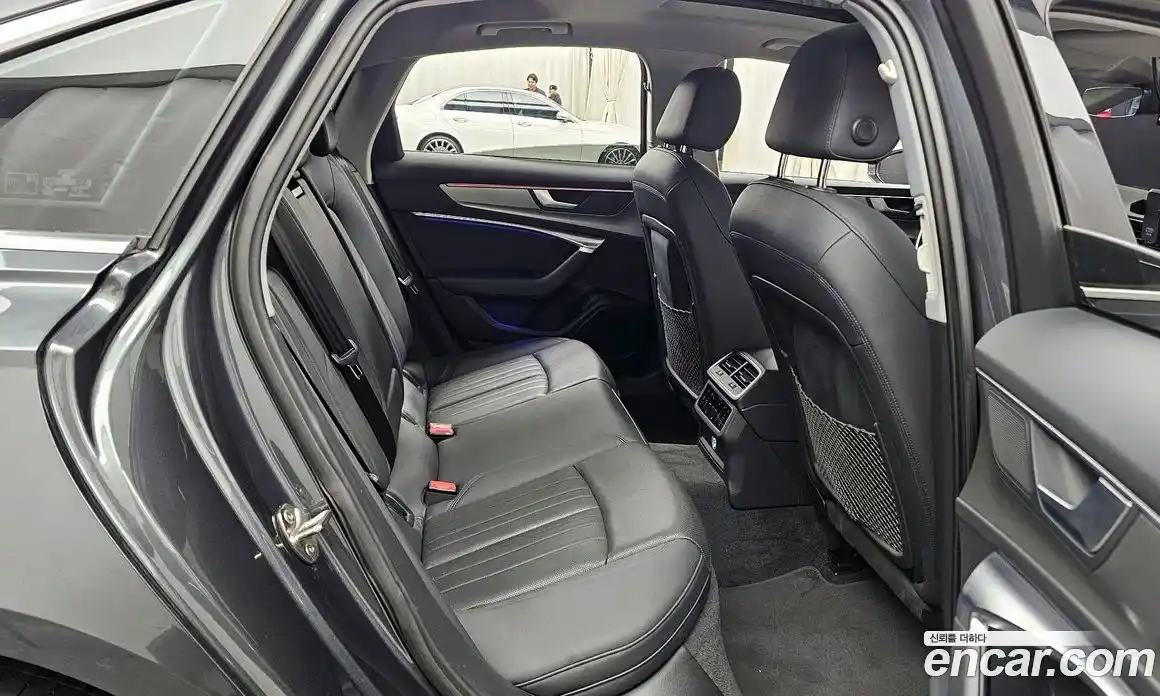 Audi A6 2019 2.0 Автомат в Москве № 196433, фото 12