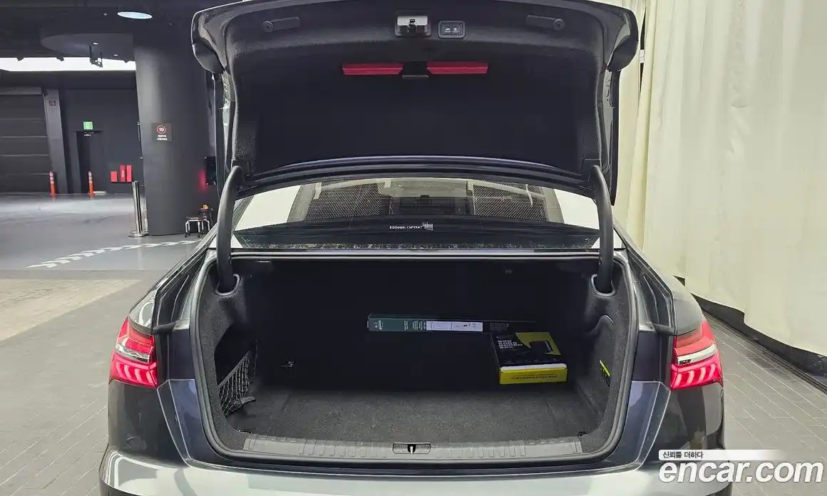 Audi A6 2019 2.0 Автомат в Москве № 196433, фото 20