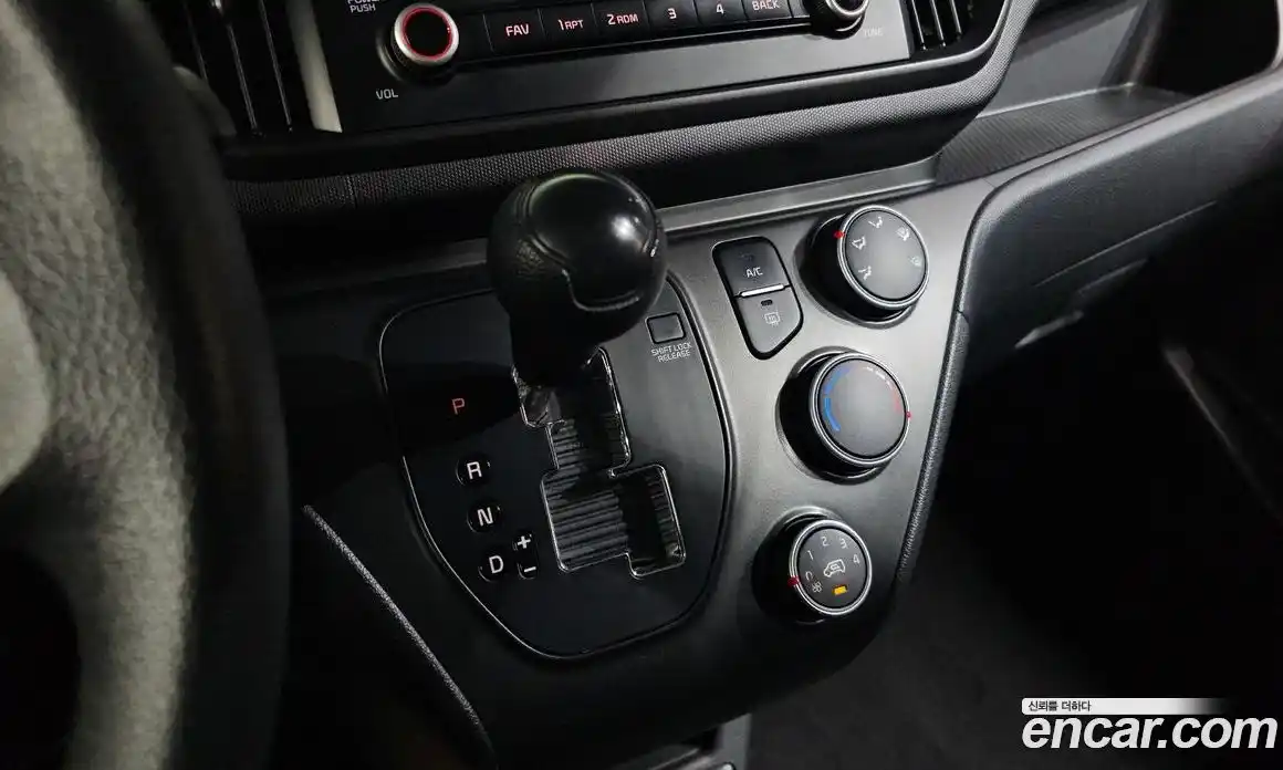 Kia Ray 2023 1.0 Автомат в Москве № 19694, фото 12