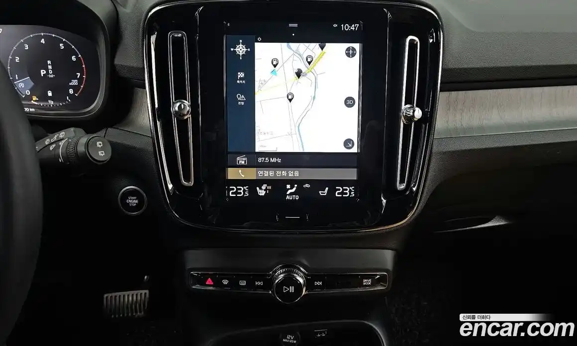 Volvo XC40 2021 2.0 Автомат в Москве № 196972, фото 14