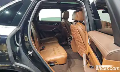 Porsche Cayenne 2022 3.0 Автомат в Москве № 197375, миниатюра 12