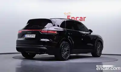 Porsche Cayenne 2022 3.0 Автомат в Москве № 197375, миниатюра 2