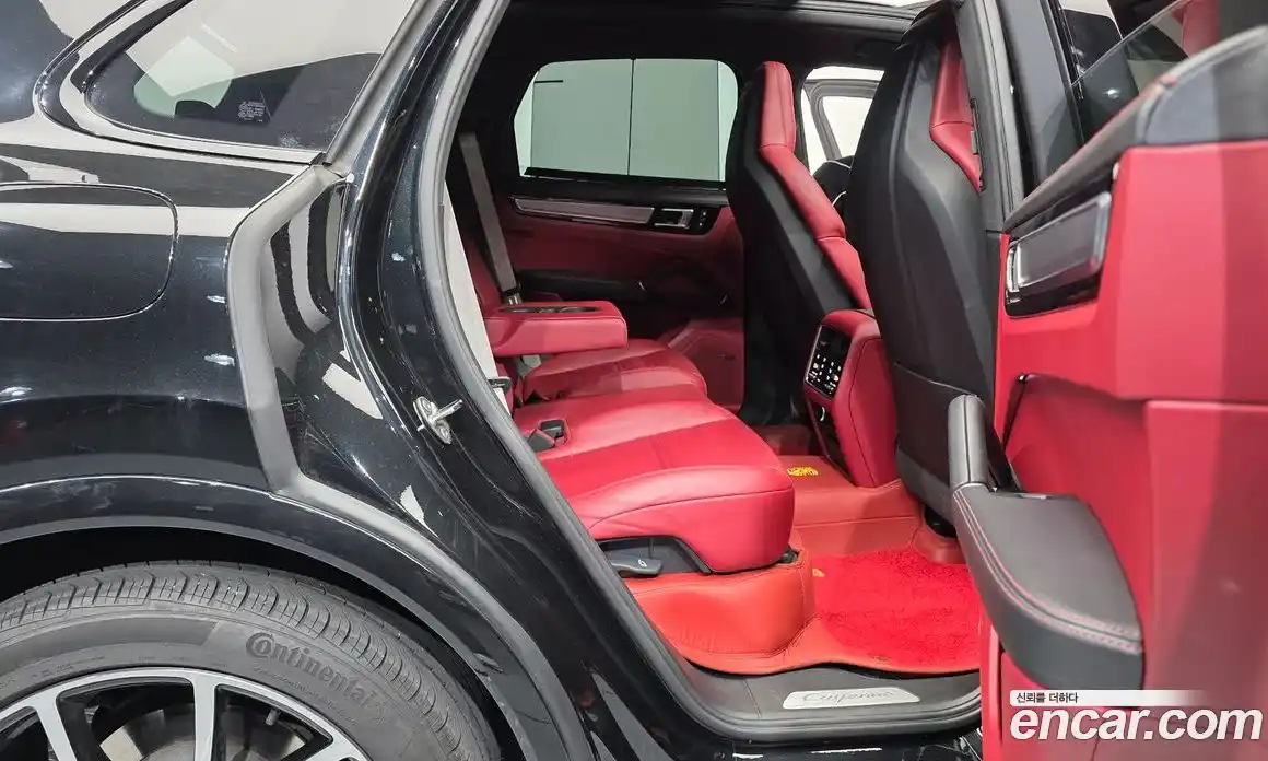 Porsche Cayenne 2023 3.0 Автомат в Москве № 197424, фото 16