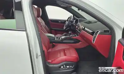 Porsche Cayenne 2021 3.0 Автомат в Москве № 197475, миниатюра 11