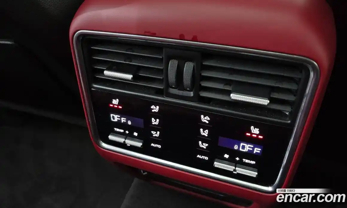 Porsche Cayenne 2021 3.0 Автомат в Москве № 197475, фото 17