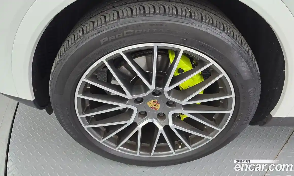 Porsche Cayenne 2021 3.0 Автомат в Москве № 197475, фото 5