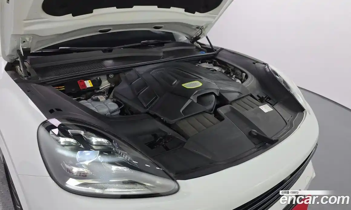 Porsche Cayenne 2021 3.0 Автомат в Москве № 197475, фото 6