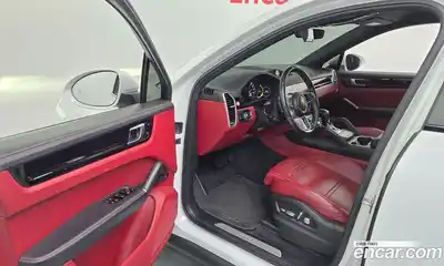 Porsche Cayenne 2021 3.0 Автомат в Москве № 197475, миниатюра 10