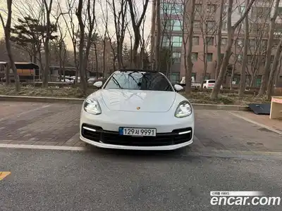Porsche Panamera 2018 2.9 Автомат в Москве № 197534, миниатюра 3