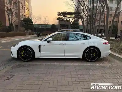 Porsche Panamera 2018 2.9 Автомат в Москве № 197534, миниатюра 5