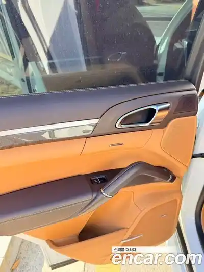 Porsche Cayenne 2014 4.8 Автомат в Москве № 197594, миниатюра 12