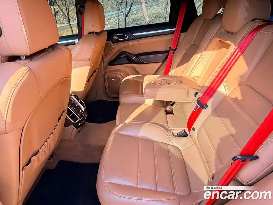 Porsche Cayenne 2014 4.8 Автомат в Москве № 197594, фото 9