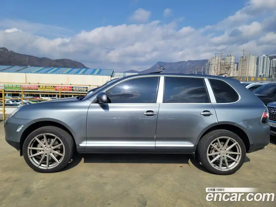 Porsche Cayenne 2004 4.8 Автомат в Москве № 197732, фото 17