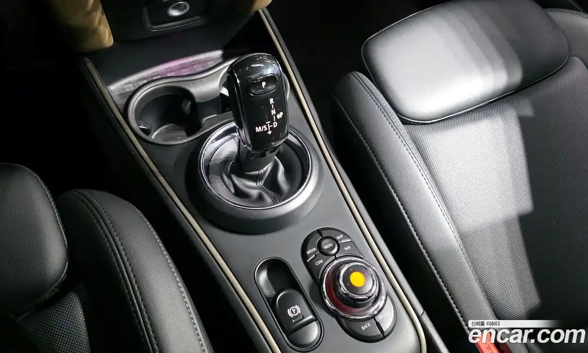 Mini Countryman 2020 1.5 Автомат в Москве № 198494, фото 9