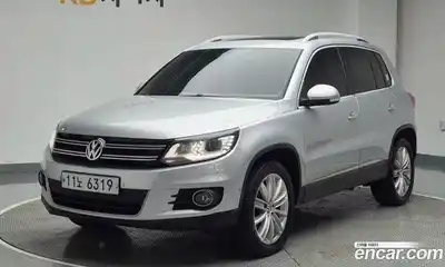 Volkswagen Tiguan, 2015