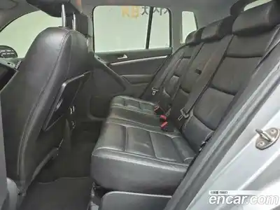 Volkswagen Tiguan 2015 2.0 Автомат в Москве № 199334, миниатюра 12