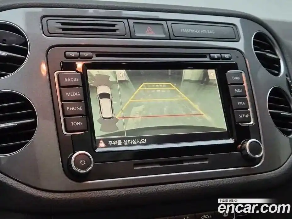 Volkswagen Tiguan 2015 2.0 Автомат в Москве № 199334, фото 14