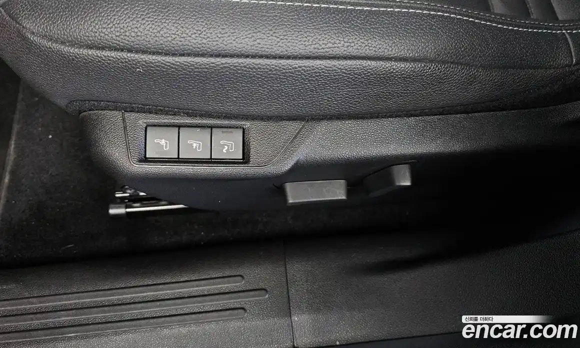 Jeep Avenger 2024 0.1 Автомат в Москве № 199386, фото 15